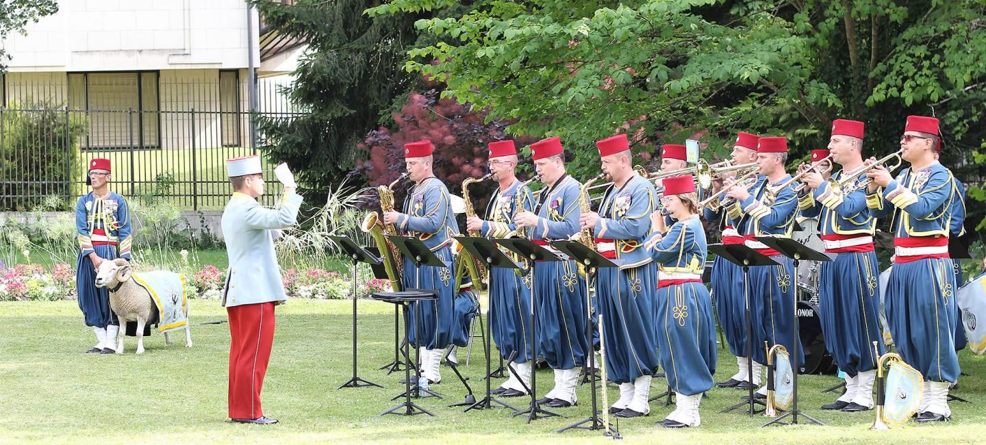 Régiments de l'armée de Terre - 1ER RÉGIMENT DE TIRAILLEURS