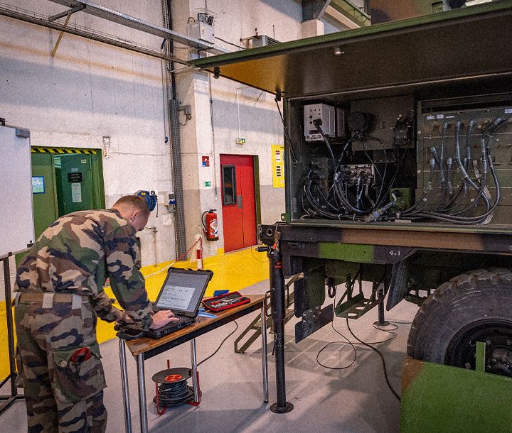 Spécialité armée de Terre : Chef de groupe conception, production et distribution d'électricité et d'eau domaine Génie de combat, BTP et NRBC 