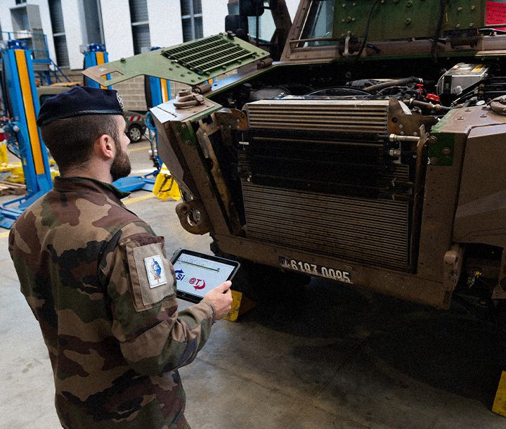 Spécialité armée de Terre : Officier sous contrat d'encadrement Maintenance domaine Maintenance