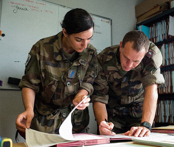 Spécialité armée de Terre : Secrétaire assistant domaine Administration et services