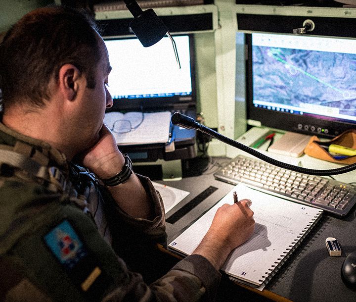 Spécialité armée de Terre : Spécialiste interopérabilité acquisition / ciblage domaine Artillerie 