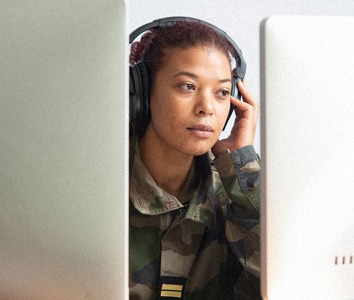 Spécialité armée de Terre : Spécialiste langues étrangères domaine Renseignement