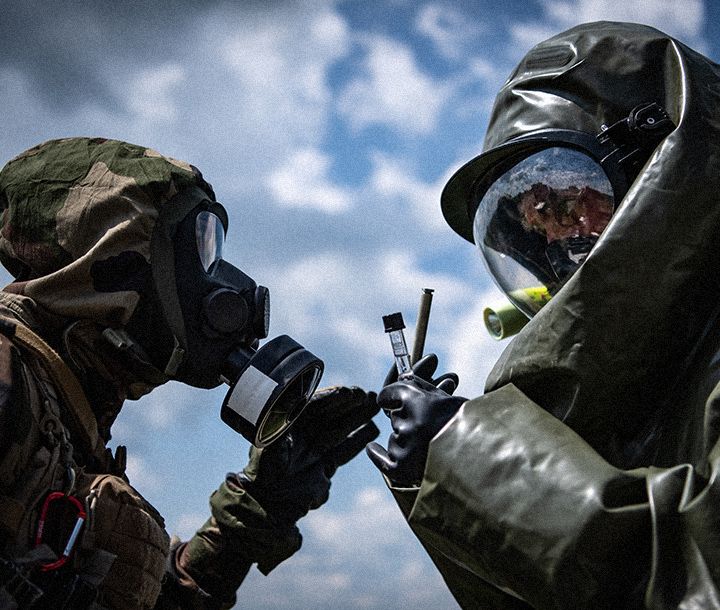 Spécialité armée de Terre : TECHNICIEN MATÉRIELS DÉFENSE NUCLÉAIRE, BIOLOGIQUE ET CHIMIQUE domaine Maintenance